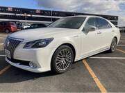 2013 TOYOTA CROWN MAJESTA