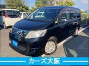 2010 NISSAN SERENA