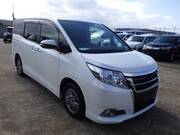 2015 TOYOTA ESQUIRE