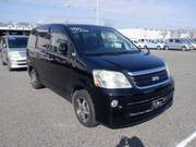 2005 TOYOTA NOAH