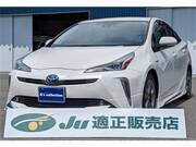 2019 TOYOTA PRIUS