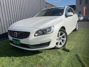 2014 VOLVO V60