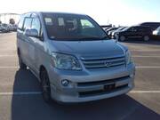 2006 TOYOTA NOAH X SPECIAL EDITION
