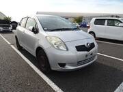 2005 TOYOTA VITZ F CREAM COLLECTION
