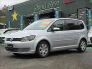 2011 VOLKSWAGEN GOLF TOURAN