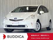 2013 TOYOTA PRIUS ALPHA