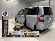 2013 TOYOTA NOAH