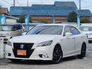 2015 TOYOTA CROWN HYBRID