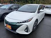 2017 TOYOTA PRIUS PHV