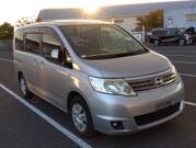 2010 NISSAN SERENA 20S V SELECTION