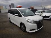 2015 TOYOTA ESQUIRE