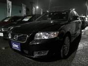2010 VOLVO V50
