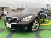 2012 NISSAN FUGA