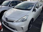2013 TOYOTA PRIUS ALPHA