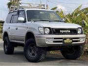 2002 TOYOTA LAND CRUISER PRADO
