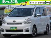 2013 TOYOTA VOXY