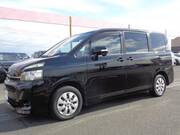 2011 TOYOTA VOXY