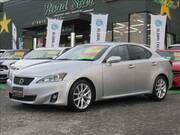 2010 LEXUS IS