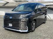 2022 TOYOTA VOXY