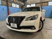 2014 TOYOTA CROWN