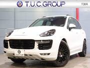 2017 PORSCHE CAYENNE