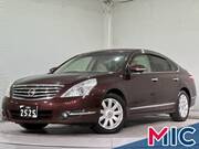 2011 NISSAN TEANA