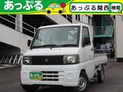 2002 MITSUBISHI MINICAB TRUCK