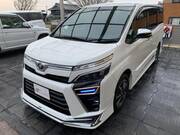 2019 TOYOTA VOXY