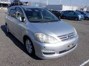 2004 TOYOTA IPSUM