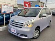 2009 TOYOTA NOAH