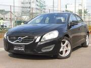 2013 VOLVO S60