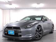 2010 NISSAN GT-R