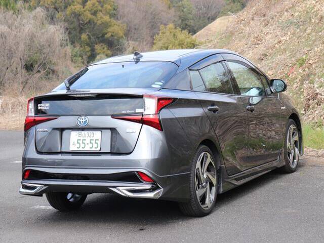 2019 TOYOTA PRIUS | Ref No.0121139987 | Used Cars for Sale