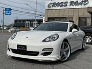 2011 PORSCHE PANAMERA