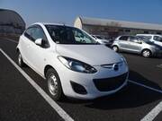 2013 MAZDA DEMIO 13C