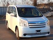 2009 TOYOTA NOAH X