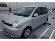 2005 TOYOTA SIENTA X