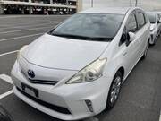 2013 TOYOTA PRIUS ALPHA