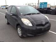 2008 TOYOTA VITZ F