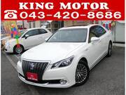 2014 TOYOTA CROWN MAJESTA