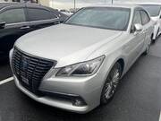 2014 TOYOTA CROWN HYBRID