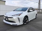 2019 TOYOTA PRIUS S TOURING SELECTION