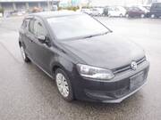 2010 VOLKSWAGEN POLO