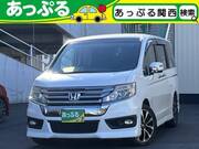 2014 HONDA STEPWAGON