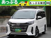 2017 TOYOTA NOAH