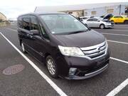 2013 NISSAN SERENA