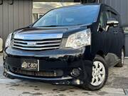 2012 TOYOTA NOAH