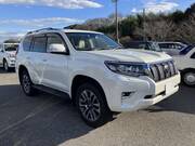 2022 TOYOTA LAND CRUISER PRADO