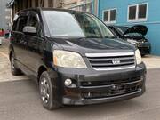 2005 TOYOTA NOAH X