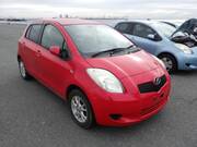 2005 TOYOTA VITZ F